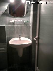 [P17] imagine din baia spatioasa si utilata modern » foto by ms65
 - 
<span class="allrVoted glyphicon glyphicon-heart hidden" id="av112464"></span>
<a class="m-l-10 hidden" id="sv112464" onclick="voting_Foto_DelVot(,112464,6844)" role="button">șterge vot <span class="glyphicon glyphicon-remove"></span></a>
<a id="v9112464" class=" c-red"  onclick="voting_Foto_SetVot(112464)" role="button"><span class="glyphicon glyphicon-heart-empty"></span> <b>LIKE</b> = Votează poza</a> <img class="hidden"  id="f112464W9" src="/imagini/loader.gif" border="0" /><span class="AjErrMes hidden" id="e112464ErM"></span>