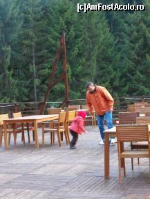 [P02] un fotbal pe terasa hotelului » foto by dariac
 - 
<span class="allrVoted glyphicon glyphicon-heart hidden" id="av247683"></span>
<a class="m-l-10 hidden" id="sv247683" onclick="voting_Foto_DelVot(,247683,6845)" role="button">șterge vot <span class="glyphicon glyphicon-remove"></span></a>
<a id="v9247683" class=" c-red"  onclick="voting_Foto_SetVot(247683)" role="button"><span class="glyphicon glyphicon-heart-empty"></span> <b>LIKE</b> = Votează poza</a> <img class="hidden"  id="f247683W9" src="/imagini/loader.gif" border="0" /><span class="AjErrMes hidden" id="e247683ErM"></span>