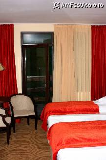 [P21] Vedere spre usa de la balcon » foto by mirelab
 - 
<span class="allrVoted glyphicon glyphicon-heart hidden" id="av112348"></span>
<a class="m-l-10 hidden" id="sv112348" onclick="voting_Foto_DelVot(,112348,6845)" role="button">șterge vot <span class="glyphicon glyphicon-remove"></span></a>
<a id="v9112348" class=" c-red"  onclick="voting_Foto_SetVot(112348)" role="button"><span class="glyphicon glyphicon-heart-empty"></span> <b>LIKE</b> = Votează poza</a> <img class="hidden"  id="f112348W9" src="/imagini/loader.gif" border="0" /><span class="AjErrMes hidden" id="e112348ErM"></span>