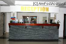 [P08] Receptia. O domnisoara foarte amabila si o multime de pliante de interes turistic. Imdiat in drepta, langa lift, mai este inca un stand cu multe alte reviste din acelasi domeniu. » foto by mirelab
 - 
<span class="allrVoted glyphicon glyphicon-heart hidden" id="av112333"></span>
<a class="m-l-10 hidden" id="sv112333" onclick="voting_Foto_DelVot(,112333,6845)" role="button">șterge vot <span class="glyphicon glyphicon-remove"></span></a>
<a id="v9112333" class=" c-red"  onclick="voting_Foto_SetVot(112333)" role="button"><span class="glyphicon glyphicon-heart-empty"></span> <b>LIKE</b> = Votează poza</a> <img class="hidden"  id="f112333W9" src="/imagini/loader.gif" border="0" /><span class="AjErrMes hidden" id="e112333ErM"></span>