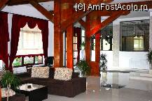 [P09] Holul mare al hotelului, imdiat in dreapta cand intrati. » foto by mirelab
 - 
<span class="allrVoted glyphicon glyphicon-heart hidden" id="av112334"></span>
<a class="m-l-10 hidden" id="sv112334" onclick="voting_Foto_DelVot(,112334,6845)" role="button">șterge vot <span class="glyphicon glyphicon-remove"></span></a>
<a id="v9112334" class=" c-red"  onclick="voting_Foto_SetVot(112334)" role="button"><span class="glyphicon glyphicon-heart-empty"></span> <b>LIKE</b> = Votează poza</a> <img class="hidden"  id="f112334W9" src="/imagini/loader.gif" border="0" /><span class="AjErrMes hidden" id="e112334ErM"></span>