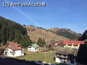 [P12] Mistral Moieciu. Vedere de la balcon.  » foto by Floria
 - 
<span class="allrVoted glyphicon glyphicon-heart hidden" id="av960115"></span>
<a class="m-l-10 hidden" id="sv960115" onclick="voting_Foto_DelVot(,960115,6845)" role="button">șterge vot <span class="glyphicon glyphicon-remove"></span></a>
<a id="v9960115" class=" c-red"  onclick="voting_Foto_SetVot(960115)" role="button"><span class="glyphicon glyphicon-heart-empty"></span> <b>LIKE</b> = Votează poza</a> <img class="hidden"  id="f960115W9" src="/imagini/loader.gif" border="0" /><span class="AjErrMes hidden" id="e960115ErM"></span>