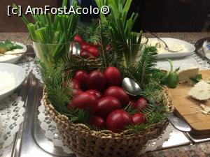 [P26] Mistral Moieciu. Oua rosii, in toate zilele Pastelui.  » foto by Floria
 - 
<span class="allrVoted glyphicon glyphicon-heart hidden" id="av960129"></span>
<a class="m-l-10 hidden" id="sv960129" onclick="voting_Foto_DelVot(,960129,6845)" role="button">șterge vot <span class="glyphicon glyphicon-remove"></span></a>
<a id="v9960129" class=" c-red"  onclick="voting_Foto_SetVot(960129)" role="button"><span class="glyphicon glyphicon-heart-empty"></span> <b>LIKE</b> = Votează poza</a> <img class="hidden"  id="f960129W9" src="/imagini/loader.gif" border="0" /><span class="AjErrMes hidden" id="e960129ErM"></span>