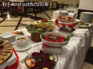 [P34] Mistral Moieciu. Mancare gustoasa, frumos prezentata.  » foto by Floria
 - 
<span class="allrVoted glyphicon glyphicon-heart hidden" id="av960137"></span>
<a class="m-l-10 hidden" id="sv960137" onclick="voting_Foto_DelVot(,960137,6845)" role="button">șterge vot <span class="glyphicon glyphicon-remove"></span></a>
<a id="v9960137" class=" c-red"  onclick="voting_Foto_SetVot(960137)" role="button"><span class="glyphicon glyphicon-heart-empty"></span> <b>LIKE</b> = Votează poza</a> <img class="hidden"  id="f960137W9" src="/imagini/loader.gif" border="0" /><span class="AjErrMes hidden" id="e960137ErM"></span>