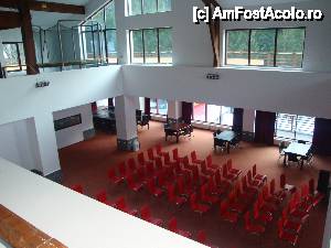 [P09] O alta surpriza din sala de jocuri pe lângă perspectiva asupra sălii de conferiţe, în diagonala se vede o saltea pt sarituri » foto by DaniO
 - 
<span class="allrVoted glyphicon glyphicon-heart hidden" id="av405806"></span>
<a class="m-l-10 hidden" id="sv405806" onclick="voting_Foto_DelVot(,405806,6845)" role="button">șterge vot <span class="glyphicon glyphicon-remove"></span></a>
<a id="v9405806" class=" c-red"  onclick="voting_Foto_SetVot(405806)" role="button"><span class="glyphicon glyphicon-heart-empty"></span> <b>LIKE</b> = Votează poza</a> <img class="hidden"  id="f405806W9" src="/imagini/loader.gif" border="0" /><span class="AjErrMes hidden" id="e405806ErM"></span>