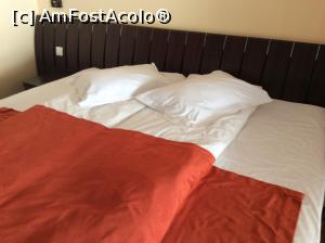 [P01] Camera hotel » foto by mariana07
 - 
<span class="allrVoted glyphicon glyphicon-heart hidden" id="av948030"></span>
<a class="m-l-10 hidden" id="sv948030" onclick="voting_Foto_DelVot(,948030,6845)" role="button">șterge vot <span class="glyphicon glyphicon-remove"></span></a>
<a id="v9948030" class=" c-red"  onclick="voting_Foto_SetVot(948030)" role="button"><span class="glyphicon glyphicon-heart-empty"></span> <b>LIKE</b> = Votează poza</a> <img class="hidden"  id="f948030W9" src="/imagini/loader.gif" border="0" /><span class="AjErrMes hidden" id="e948030ErM"></span>