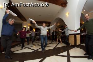 [P23] Petrecere prima seară » foto by pepsi70ro
 - 
<span class="allrVoted glyphicon glyphicon-heart hidden" id="av948643"></span>
<a class="m-l-10 hidden" id="sv948643" onclick="voting_Foto_DelVot(,948643,6845)" role="button">șterge vot <span class="glyphicon glyphicon-remove"></span></a>
<a id="v9948643" class=" c-red"  onclick="voting_Foto_SetVot(948643)" role="button"><span class="glyphicon glyphicon-heart-empty"></span> <b>LIKE</b> = Votează poza</a> <img class="hidden"  id="f948643W9" src="/imagini/loader.gif" border="0" /><span class="AjErrMes hidden" id="e948643ErM"></span>