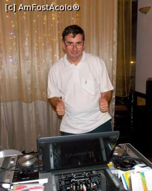 [P06] DJ de ocazie » foto by pepsi70ro
 - 
<span class="allrVoted glyphicon glyphicon-heart hidden" id="av948605"></span>
<a class="m-l-10 hidden" id="sv948605" onclick="voting_Foto_DelVot(,948605,6845)" role="button">șterge vot <span class="glyphicon glyphicon-remove"></span></a>
<a id="v9948605" class=" c-red"  onclick="voting_Foto_SetVot(948605)" role="button"><span class="glyphicon glyphicon-heart-empty"></span> <b>LIKE</b> = Votează poza</a> <img class="hidden"  id="f948605W9" src="/imagini/loader.gif" border="0" /><span class="AjErrMes hidden" id="e948605ErM"></span>