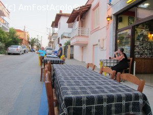 [P01] Taverna Koukoutsis se lasă greu descoperită. La ora deschiderii » foto by nils1
 - 
<span class="allrVoted glyphicon glyphicon-heart hidden" id="av705589"></span>
<a class="m-l-10 hidden" id="sv705589" onclick="voting_Foto_DelVot(,705589,6854)" role="button">șterge vot <span class="glyphicon glyphicon-remove"></span></a>
<a id="v9705589" class=" c-red"  onclick="voting_Foto_SetVot(705589)" role="button"><span class="glyphicon glyphicon-heart-empty"></span> <b>LIKE</b> = Votează poza</a> <img class="hidden"  id="f705589W9" src="/imagini/loader.gif" border="0" /><span class="AjErrMes hidden" id="e705589ErM"></span>