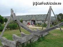 [P15] Scheletul corabiei normande in prim plan si cladirea muzeului marin in planul doi » foto by dorgo
 - 
<span class="allrVoted glyphicon glyphicon-heart hidden" id="av113665"></span>
<a class="m-l-10 hidden" id="sv113665" onclick="voting_Foto_DelVot(,113665,6874)" role="button">șterge vot <span class="glyphicon glyphicon-remove"></span></a>
<a id="v9113665" class=" c-red"  onclick="voting_Foto_SetVot(113665)" role="button"><span class="glyphicon glyphicon-heart-empty"></span> <b>LIKE</b> = Votează poza</a> <img class="hidden"  id="f113665W9" src="/imagini/loader.gif" border="0" /><span class="AjErrMes hidden" id="e113665ErM"></span>