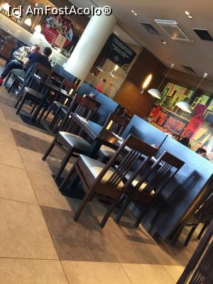 [P07] interiorul Pizza Hut din Constanta » foto by Dan&Ema
 - 
<span class="allrVoted glyphicon glyphicon-heart hidden" id="av845830"></span>
<a class="m-l-10 hidden" id="sv845830" onclick="voting_Foto_DelVot(,845830,6877)" role="button">șterge vot <span class="glyphicon glyphicon-remove"></span></a>
<a id="v9845830" class=" c-red"  onclick="voting_Foto_SetVot(845830)" role="button"><span class="glyphicon glyphicon-heart-empty"></span> <b>LIKE</b> = Votează poza</a> <img class="hidden"  id="f845830W9" src="/imagini/loader.gif" border="0" /><span class="AjErrMes hidden" id="e845830ErM"></span>