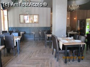 [P17] Interorul localului.  » foto by elviramvio
 - 
<span class="allrVoted glyphicon glyphicon-heart hidden" id="av792603"></span>
<a class="m-l-10 hidden" id="sv792603" onclick="voting_Foto_DelVot(,792603,6877)" role="button">șterge vot <span class="glyphicon glyphicon-remove"></span></a>
<a id="v9792603" class=" c-red"  onclick="voting_Foto_SetVot(792603)" role="button"><span class="glyphicon glyphicon-heart-empty"></span> <b>LIKE</b> = Votează poza</a> <img class="hidden"  id="f792603W9" src="/imagini/loader.gif" border="0" /><span class="AjErrMes hidden" id="e792603ErM"></span>