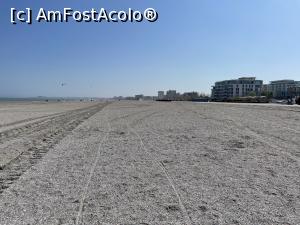 [P35] Plaja din nord, în fața cluburilor de fițe » foto by krisstinna
 - 
<span class="allrVoted glyphicon glyphicon-heart hidden" id="av1232179"></span>
<a class="m-l-10 hidden" id="sv1232179" onclick="voting_Foto_DelVot(,1232179,6877)" role="button">șterge vot <span class="glyphicon glyphicon-remove"></span></a>
<a id="v91232179" class=" c-red"  onclick="voting_Foto_SetVot(1232179)" role="button"><span class="glyphicon glyphicon-heart-empty"></span> <b>LIKE</b> = Votează poza</a> <img class="hidden"  id="f1232179W9" src="/imagini/loader.gif" border="0" /><span class="AjErrMes hidden" id="e1232179ErM"></span>