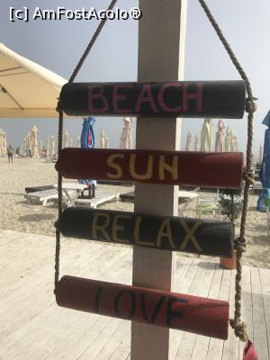 [P24] Relax la îngrămădeală? <p> Ne-a salvat luna septembrie și ceața. Mamaia 2017 » foto by krisstinna
 - 
<span class="allrVoted glyphicon glyphicon-heart hidden" id="av922871"></span>
<a class="m-l-10 hidden" id="sv922871" onclick="voting_Foto_DelVot(,922871,6877)" role="button">șterge vot <span class="glyphicon glyphicon-remove"></span></a>
<a id="v9922871" class=" c-red"  onclick="voting_Foto_SetVot(922871)" role="button"><span class="glyphicon glyphicon-heart-empty"></span> <b>LIKE</b> = Votează poza</a> <img class="hidden"  id="f922871W9" src="/imagini/loader.gif" border="0" /><span class="AjErrMes hidden" id="e922871ErM"></span>