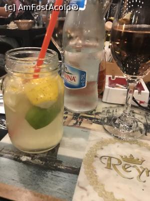 [P08] O limonadă pentru șoferi » foto by krisstinna
 - 
<span class="allrVoted glyphicon glyphicon-heart hidden" id="av922853"></span>
<a class="m-l-10 hidden" id="sv922853" onclick="voting_Foto_DelVot(,922853,6877)" role="button">șterge vot <span class="glyphicon glyphicon-remove"></span></a>
<a id="v9922853" class=" c-red"  onclick="voting_Foto_SetVot(922853)" role="button"><span class="glyphicon glyphicon-heart-empty"></span> <b>LIKE</b> = Votează poza</a> <img class="hidden"  id="f922853W9" src="/imagini/loader.gif" border="0" /><span class="AjErrMes hidden" id="e922853ErM"></span>