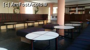 [P13] Lobby Bar si spatiu recetie, WiFi free zone » foto by charisteas
 - 
<span class="allrVoted glyphicon glyphicon-heart hidden" id="av873962"></span>
<a class="m-l-10 hidden" id="sv873962" onclick="voting_Foto_DelVot(,873962,6880)" role="button">șterge vot <span class="glyphicon glyphicon-remove"></span></a>
<a id="v9873962" class=" c-red"  onclick="voting_Foto_SetVot(873962)" role="button"><span class="glyphicon glyphicon-heart-empty"></span> <b>LIKE</b> = Votează poza</a> <img class="hidden"  id="f873962W9" src="/imagini/loader.gif" border="0" /><span class="AjErrMes hidden" id="e873962ErM"></span>