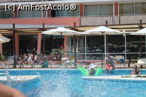 [P05] Șezlongurile și umbrelele de la piscina.  » foto by DanaSandu
 - 
<span class="allrVoted glyphicon glyphicon-heart hidden" id="av864255"></span>
<a class="m-l-10 hidden" id="sv864255" onclick="voting_Foto_DelVot(,864255,6880)" role="button">șterge vot <span class="glyphicon glyphicon-remove"></span></a>
<a id="v9864255" class=" c-red"  onclick="voting_Foto_SetVot(864255)" role="button"><span class="glyphicon glyphicon-heart-empty"></span> <b>LIKE</b> = Votează poza</a> <img class="hidden"  id="f864255W9" src="/imagini/loader.gif" border="0" /><span class="AjErrMes hidden" id="e864255ErM"></span>