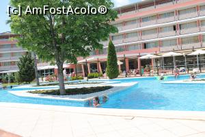 [P06] piscina » foto by DanaSandu
 - 
<span class="allrVoted glyphicon glyphicon-heart hidden" id="av864256"></span>
<a class="m-l-10 hidden" id="sv864256" onclick="voting_Foto_DelVot(,864256,6880)" role="button">șterge vot <span class="glyphicon glyphicon-remove"></span></a>
<a id="v9864256" class=" c-red"  onclick="voting_Foto_SetVot(864256)" role="button"><span class="glyphicon glyphicon-heart-empty"></span> <b>LIKE</b> = Votează poza</a> <img class="hidden"  id="f864256W9" src="/imagini/loader.gif" border="0" /><span class="AjErrMes hidden" id="e864256ErM"></span>
