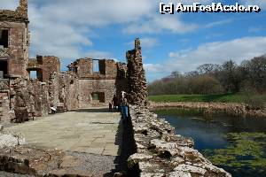 [P28] Caerlaverock Castle » foto by ariciu*
 - 
<span class="allrVoted glyphicon glyphicon-heart hidden" id="av607886"></span>
<a class="m-l-10 hidden" id="sv607886" onclick="voting_Foto_DelVot(,607886,6898)" role="button">șterge vot <span class="glyphicon glyphicon-remove"></span></a>
<a id="v9607886" class=" c-red"  onclick="voting_Foto_SetVot(607886)" role="button"><span class="glyphicon glyphicon-heart-empty"></span> <b>LIKE</b> = Votează poza</a> <img class="hidden"  id="f607886W9" src="/imagini/loader.gif" border="0" /><span class="AjErrMes hidden" id="e607886ErM"></span>