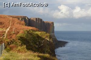 [P37] Insula Skye - Kilt Rock » foto by ariciu*
 - 
<span class="allrVoted glyphicon glyphicon-heart hidden" id="av812563"></span>
<a class="m-l-10 hidden" id="sv812563" onclick="voting_Foto_DelVot(,812563,6898)" role="button">șterge vot <span class="glyphicon glyphicon-remove"></span></a>
<a id="v9812563" class=" c-red"  onclick="voting_Foto_SetVot(812563)" role="button"><span class="glyphicon glyphicon-heart-empty"></span> <b>LIKE</b> = Votează poza</a> <img class="hidden"  id="f812563W9" src="/imagini/loader.gif" border="0" /><span class="AjErrMes hidden" id="e812563ErM"></span>