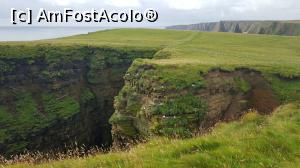 [P45] Spre stancile de la Duncansby, cel mai nord-estic punct al continentului. Acolo, in stanca, erau zeci de cuiburi de pasari.  » foto by Aurici
 - 
<span class="allrVoted glyphicon glyphicon-heart hidden" id="av901942"></span>
<a class="m-l-10 hidden" id="sv901942" onclick="voting_Foto_DelVot(,901942,6898)" role="button">șterge vot <span class="glyphicon glyphicon-remove"></span></a>
<a id="v9901942" class=" c-red"  onclick="voting_Foto_SetVot(901942)" role="button"><span class="glyphicon glyphicon-heart-empty"></span> <b>LIKE</b> = Votează poza</a> <img class="hidden"  id="f901942W9" src="/imagini/loader.gif" border="0" /><span class="AjErrMes hidden" id="e901942ErM"></span>