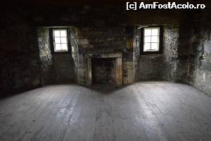 [P34] Castelul Dunstaffnage - interiorul casei Campbell-ilor » foto by makuy*
 - 
<span class="allrVoted glyphicon glyphicon-heart hidden" id="av656106"></span>
<a class="m-l-10 hidden" id="sv656106" onclick="voting_Foto_DelVot(,656106,6898)" role="button">șterge vot <span class="glyphicon glyphicon-remove"></span></a>
<a id="v9656106" class=" c-red"  onclick="voting_Foto_SetVot(656106)" role="button"><span class="glyphicon glyphicon-heart-empty"></span> <b>LIKE</b> = Votează poza</a> <img class="hidden"  id="f656106W9" src="/imagini/loader.gif" border="0" /><span class="AjErrMes hidden" id="e656106ErM"></span>