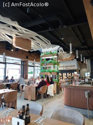 [P01] Interiorul primului salon » foto by Rodel
 - 
<span class="allrVoted glyphicon glyphicon-heart hidden" id="av1352373"></span>
<a class="m-l-10 hidden" id="sv1352373" onclick="voting_Foto_DelVot(,1352373,6927)" role="button">șterge vot <span class="glyphicon glyphicon-remove"></span></a>
<a id="v91352373" class=" c-red"  onclick="voting_Foto_SetVot(1352373)" role="button"><span class="glyphicon glyphicon-heart-empty"></span> <b>LIKE</b> = Votează poza</a> <img class="hidden"  id="f1352373W9" src="/imagini/loader.gif" border="0" /><span class="AjErrMes hidden" id="e1352373ErM"></span>