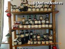 [P04] Borcanele cu dulceata si sticlele cu sirop isi asteapta cumparatorii.  » foto by Rodel
 - 
<span class="allrVoted glyphicon glyphicon-heart hidden" id="av490581"></span>
<a class="m-l-10 hidden" id="sv490581" onclick="voting_Foto_DelVot(,490581,6927)" role="button">șterge vot <span class="glyphicon glyphicon-remove"></span></a>
<a id="v9490581" class=" c-red"  onclick="voting_Foto_SetVot(490581)" role="button"><span class="glyphicon glyphicon-heart-empty"></span> <b>LIKE</b> = Votează poza</a> <img class="hidden"  id="f490581W9" src="/imagini/loader.gif" border="0" /><span class="AjErrMes hidden" id="e490581ErM"></span>