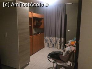 [P14] Vedere spre kitchineta.  » foto by dilighiani
 - 
<span class="allrVoted glyphicon glyphicon-heart hidden" id="av881935"></span>
<a class="m-l-10 hidden" id="sv881935" onclick="voting_Foto_DelVot(,881935,6941)" role="button">șterge vot <span class="glyphicon glyphicon-remove"></span></a>
<a id="v9881935" class=" c-red"  onclick="voting_Foto_SetVot(881935)" role="button"><span class="glyphicon glyphicon-heart-empty"></span> <b>LIKE</b> = Votează poza</a> <img class="hidden"  id="f881935W9" src="/imagini/loader.gif" border="0" /><span class="AjErrMes hidden" id="e881935ErM"></span>