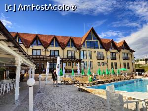 [P31] Conacul Archia, o parte din piscină și din pool-bar » foto by crismis
 - 
<span class="allrVoted glyphicon glyphicon-heart hidden" id="av1415901"></span>
<a class="m-l-10 hidden" id="sv1415901" onclick="voting_Foto_DelVot(,1415901,6942)" role="button">șterge vot <span class="glyphicon glyphicon-remove"></span></a>
<a id="v91415901" class=" c-red"  onclick="voting_Foto_SetVot(1415901)" role="button"><span class="glyphicon glyphicon-heart-empty"></span> <b>LIKE</b> = Votează poza</a> <img class="hidden"  id="f1415901W9" src="/imagini/loader.gif" border="0" /><span class="AjErrMes hidden" id="e1415901ErM"></span>