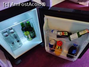 [P37] Conacul Archia; minibar cameră » foto by crismis
 - 
<span class="allrVoted glyphicon glyphicon-heart hidden" id="av1415907"></span>
<a class="m-l-10 hidden" id="sv1415907" onclick="voting_Foto_DelVot(,1415907,6942)" role="button">șterge vot <span class="glyphicon glyphicon-remove"></span></a>
<a id="v91415907" class=" c-red"  onclick="voting_Foto_SetVot(1415907)" role="button"><span class="glyphicon glyphicon-heart-empty"></span> <b>LIKE</b> = Votează poza</a> <img class="hidden"  id="f1415907W9" src="/imagini/loader.gif" border="0" /><span class="AjErrMes hidden" id="e1415907ErM"></span>