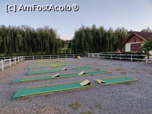 [P41] Conacul Archia; mini-golf » foto by crismis
 - 
<span class="allrVoted glyphicon glyphicon-heart hidden" id="av1415911"></span>
<a class="m-l-10 hidden" id="sv1415911" onclick="voting_Foto_DelVot(,1415911,6942)" role="button">șterge vot <span class="glyphicon glyphicon-remove"></span></a>
<a id="v91415911" class=" c-red"  onclick="voting_Foto_SetVot(1415911)" role="button"><span class="glyphicon glyphicon-heart-empty"></span> <b>LIKE</b> = Votează poza</a> <img class="hidden"  id="f1415911W9" src="/imagini/loader.gif" border="0" /><span class="AjErrMes hidden" id="e1415911ErM"></span>