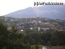 [P16] din camera, alt unghi din panorama, complexul Vile Bran in fundal » foto by anadragusin
 - 
<span class="allrVoted glyphicon glyphicon-heart hidden" id="av116058"></span>
<a class="m-l-10 hidden" id="sv116058" onclick="voting_Foto_DelVot(,116058,6946)" role="button">șterge vot <span class="glyphicon glyphicon-remove"></span></a>
<a id="v9116058" class=" c-red"  onclick="voting_Foto_SetVot(116058)" role="button"><span class="glyphicon glyphicon-heart-empty"></span> <b>LIKE</b> = Votează poza</a> <img class="hidden"  id="f116058W9" src="/imagini/loader.gif" border="0" /><span class="AjErrMes hidden" id="e116058ErM"></span>