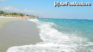 [P10] intrarea in mare este cu o portiune de pietris mica 1,5 sau 2 metri latime » foto by manuta_1969
 - 
<span class="allrVoted glyphicon glyphicon-heart hidden" id="av399495"></span>
<a class="m-l-10 hidden" id="sv399495" onclick="voting_Foto_DelVot(,399495,6960)" role="button">șterge vot <span class="glyphicon glyphicon-remove"></span></a>
<a id="v9399495" class=" c-red"  onclick="voting_Foto_SetVot(399495)" role="button"><span class="glyphicon glyphicon-heart-empty"></span> <b>LIKE</b> = Votează poza</a> <img class="hidden"  id="f399495W9" src="/imagini/loader.gif" border="0" /><span class="AjErrMes hidden" id="e399495ErM"></span>