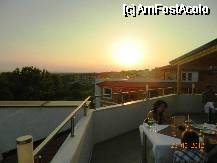[P15] Apus de soare - restaurant Panorama » foto by ioncornel1
 - 
<span class="allrVoted glyphicon glyphicon-heart hidden" id="av332072"></span>
<a class="m-l-10 hidden" id="sv332072" onclick="voting_Foto_DelVot(,332072,6973)" role="button">șterge vot <span class="glyphicon glyphicon-remove"></span></a>
<a id="v9332072" class=" c-red"  onclick="voting_Foto_SetVot(332072)" role="button"><span class="glyphicon glyphicon-heart-empty"></span> <b>LIKE</b> = Votează poza</a> <img class="hidden"  id="f332072W9" src="/imagini/loader.gif" border="0" /><span class="AjErrMes hidden" id="e332072ErM"></span>