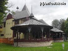 [P17] Un alt retaurant din parcul de langa lac. » foto by georgiana
 - 
<span class="allrVoted glyphicon glyphicon-heart hidden" id="av117658"></span>
<a class="m-l-10 hidden" id="sv117658" onclick="voting_Foto_DelVot(,117658,6986)" role="button">șterge vot <span class="glyphicon glyphicon-remove"></span></a>
<a id="v9117658" class=" c-red"  onclick="voting_Foto_SetVot(117658)" role="button"><span class="glyphicon glyphicon-heart-empty"></span> <b>LIKE</b> = Votează poza</a> <img class="hidden"  id="f117658W9" src="/imagini/loader.gif" border="0" /><span class="AjErrMes hidden" id="e117658ErM"></span>