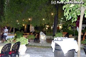 [P10] Dias, o tavernă amplasată excelent, de departe cea mai apreciată de noi. Mâncarea bună dar mai ales ambianţa ne-au făcut să o vizităm de cele mai multe ori.  » foto by cher-cher
 - 
<span class="allrVoted glyphicon glyphicon-heart hidden" id="av527161"></span>
<a class="m-l-10 hidden" id="sv527161" onclick="voting_Foto_DelVot(,527161,7004)" role="button">șterge vot <span class="glyphicon glyphicon-remove"></span></a>
<a id="v9527161" class=" c-red"  onclick="voting_Foto_SetVot(527161)" role="button"><span class="glyphicon glyphicon-heart-empty"></span> <b>LIKE</b> = Votează poza</a> <img class="hidden"  id="f527161W9" src="/imagini/loader.gif" border="0" /><span class="AjErrMes hidden" id="e527161ErM"></span>