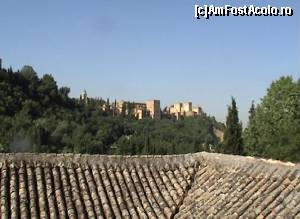 [P24] Generalife, palatul de vară din complexul Alhambra, văzut dinspre Sacromonte » foto by Carmen Ion
 - 
<span class="allrVoted glyphicon glyphicon-heart hidden" id="av608570"></span>
<a class="m-l-10 hidden" id="sv608570" onclick="voting_Foto_DelVot(,608570,7020)" role="button">șterge vot <span class="glyphicon glyphicon-remove"></span></a>
<a id="v9608570" class=" c-red"  onclick="voting_Foto_SetVot(608570)" role="button"><span class="glyphicon glyphicon-heart-empty"></span> <b>LIKE</b> = Votează poza</a> <img class="hidden"  id="f608570W9" src="/imagini/loader.gif" border="0" /><span class="AjErrMes hidden" id="e608570ErM"></span>