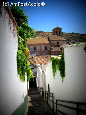 [P02] Moscheea de la Mirador de San Nicolas » foto by simplegirl
 - 
<span class="allrVoted glyphicon glyphicon-heart hidden" id="av990802"></span>
<a class="m-l-10 hidden" id="sv990802" onclick="voting_Foto_DelVot(,990802,7020)" role="button">șterge vot <span class="glyphicon glyphicon-remove"></span></a>
<a id="v9990802" class=" c-red"  onclick="voting_Foto_SetVot(990802)" role="button"><span class="glyphicon glyphicon-heart-empty"></span> <b>LIKE</b> = Votează poza</a> <img class="hidden"  id="f990802W9" src="/imagini/loader.gif" border="0" /><span class="AjErrMes hidden" id="e990802ErM"></span>