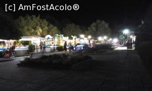 [P15] Feeria serilor din satul de vacanta » foto by Dania
 - 
<span class="allrVoted glyphicon glyphicon-heart hidden" id="av768023"></span>
<a class="m-l-10 hidden" id="sv768023" onclick="voting_Foto_DelVot(,768023,7039)" role="button">șterge vot <span class="glyphicon glyphicon-remove"></span></a>
<a id="v9768023" class=" c-red"  onclick="voting_Foto_SetVot(768023)" role="button"><span class="glyphicon glyphicon-heart-empty"></span> <b>LIKE</b> = Votează poza</a> <img class="hidden"  id="f768023W9" src="/imagini/loader.gif" border="0" /><span class="AjErrMes hidden" id="e768023ErM"></span>