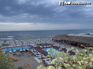 [P07] Hotel mura terasa si piscina » foto by rdlc
 - 
<span class="allrVoted glyphicon glyphicon-heart hidden" id="av689588"></span>
<a class="m-l-10 hidden" id="sv689588" onclick="voting_Foto_DelVot(,689588,7039)" role="button">șterge vot <span class="glyphicon glyphicon-remove"></span></a>
<a id="v9689588" class=" c-red"  onclick="voting_Foto_SetVot(689588)" role="button"><span class="glyphicon glyphicon-heart-empty"></span> <b>LIKE</b> = Votează poza</a> <img class="hidden"  id="f689588W9" src="/imagini/loader.gif" border="0" /><span class="AjErrMes hidden" id="e689588ErM"></span>