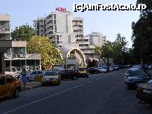 [P10] În drum spre Mura(dinspre centru),hotelurile Nona şi Elitsa(în plan depărtat). » foto by Flaviu
 - 
<span class="allrVoted glyphicon glyphicon-heart hidden" id="av250604"></span>
<a class="m-l-10 hidden" id="sv250604" onclick="voting_Foto_DelVot(,250604,7039)" role="button">șterge vot <span class="glyphicon glyphicon-remove"></span></a>
<a id="v9250604" class=" c-red"  onclick="voting_Foto_SetVot(250604)" role="button"><span class="glyphicon glyphicon-heart-empty"></span> <b>LIKE</b> = Votează poza</a> <img class="hidden"  id="f250604W9" src="/imagini/loader.gif" border="0" /><span class="AjErrMes hidden" id="e250604ErM"></span>