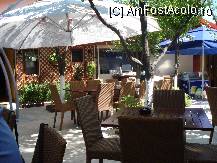 [P12] Restaurantul Trattoria Alfredo - in dreptul umbrelei albe este  bucataria » foto by Diaura*
 - 
<span class="allrVoted glyphicon glyphicon-heart hidden" id="av119644"></span>
<a class="m-l-10 hidden" id="sv119644" onclick="voting_Foto_DelVot(,119644,7051)" role="button">șterge vot <span class="glyphicon glyphicon-remove"></span></a>
<a id="v9119644" class=" c-red"  onclick="voting_Foto_SetVot(119644)" role="button"><span class="glyphicon glyphicon-heart-empty"></span> <b>LIKE</b> = Votează poza</a> <img class="hidden"  id="f119644W9" src="/imagini/loader.gif" border="0" /><span class="AjErrMes hidden" id="e119644ErM"></span>