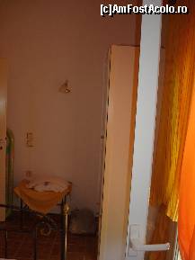 [P12] In spatele usii se poate observa un fel de patut pentru copii » foto by pink_gabi*
 - 
<span class="allrVoted glyphicon glyphicon-heart hidden" id="av119837"></span>
<a class="m-l-10 hidden" id="sv119837" onclick="voting_Foto_DelVot(,119837,7054)" role="button">șterge vot <span class="glyphicon glyphicon-remove"></span></a>
<a id="v9119837" class=" c-red"  onclick="voting_Foto_SetVot(119837)" role="button"><span class="glyphicon glyphicon-heart-empty"></span> <b>LIKE</b> = Votează poza</a> <img class="hidden"  id="f119837W9" src="/imagini/loader.gif" border="0" /><span class="AjErrMes hidden" id="e119837ErM"></span>