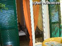 [P29] Usa dinspre gradina a uneia dintre camere » foto by pink_gabi*
 - 
<span class="allrVoted glyphicon glyphicon-heart hidden" id="av119874"></span>
<a class="m-l-10 hidden" id="sv119874" onclick="voting_Foto_DelVot(,119874,7054)" role="button">șterge vot <span class="glyphicon glyphicon-remove"></span></a>
<a id="v9119874" class=" c-red"  onclick="voting_Foto_SetVot(119874)" role="button"><span class="glyphicon glyphicon-heart-empty"></span> <b>LIKE</b> = Votează poza</a> <img class="hidden"  id="f119874W9" src="/imagini/loader.gif" border="0" /><span class="AjErrMes hidden" id="e119874ErM"></span>