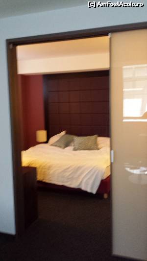 [P03] life design hotel, dormitor » foto by sabooky
 - 
<span class="allrVoted glyphicon glyphicon-heart hidden" id="av550281"></span>
<a class="m-l-10 hidden" id="sv550281" onclick="voting_Foto_DelVot(,550281,7060)" role="button">șterge vot <span class="glyphicon glyphicon-remove"></span></a>
<a id="v9550281" class=" c-red"  onclick="voting_Foto_SetVot(550281)" role="button"><span class="glyphicon glyphicon-heart-empty"></span> <b>LIKE</b> = Votează poza</a> <img class="hidden"  id="f550281W9" src="/imagini/loader.gif" border="0" /><span class="AjErrMes hidden" id="e550281ErM"></span>