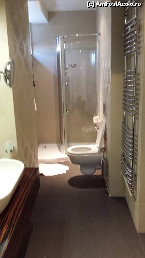 [P04] life design hotel, baie principala » foto by sabooky
 - 
<span class="allrVoted glyphicon glyphicon-heart hidden" id="av550282"></span>
<a class="m-l-10 hidden" id="sv550282" onclick="voting_Foto_DelVot(,550282,7060)" role="button">șterge vot <span class="glyphicon glyphicon-remove"></span></a>
<a id="v9550282" class=" c-red"  onclick="voting_Foto_SetVot(550282)" role="button"><span class="glyphicon glyphicon-heart-empty"></span> <b>LIKE</b> = Votează poza</a> <img class="hidden"  id="f550282W9" src="/imagini/loader.gif" border="0" /><span class="AjErrMes hidden" id="e550282ErM"></span>