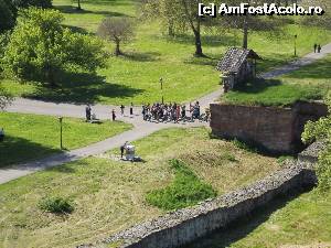[P80] Cetatea Belgradului - grupuri de turiști » foto by Dragoș_MD
 - 
<span class="allrVoted glyphicon glyphicon-heart hidden" id="av624095"></span>
<a class="m-l-10 hidden" id="sv624095" onclick="voting_Foto_DelVot(,624095,7062)" role="button">șterge vot <span class="glyphicon glyphicon-remove"></span></a>
<a id="v9624095" class=" c-red"  onclick="voting_Foto_SetVot(624095)" role="button"><span class="glyphicon glyphicon-heart-empty"></span> <b>LIKE</b> = Votează poza</a> <img class="hidden"  id="f624095W9" src="/imagini/loader.gif" border="0" /><span class="AjErrMes hidden" id="e624095ErM"></span>