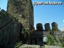 [P11] Cetatea Golubac, încă eram în mașină căutând un spațiu în care să putem parca pentru a trage câteva cadre.  » foto by ariciu*
 - 
<span class="allrVoted glyphicon glyphicon-heart hidden" id="av469252"></span>
<a class="m-l-10 hidden" id="sv469252" onclick="voting_Foto_DelVot(,469252,7062)" role="button">șterge vot <span class="glyphicon glyphicon-remove"></span></a>
<a id="v9469252" class=" c-red"  onclick="voting_Foto_SetVot(469252)" role="button"><span class="glyphicon glyphicon-heart-empty"></span> <b>LIKE</b> = Votează poza</a> <img class="hidden"  id="f469252W9" src="/imagini/loader.gif" border="0" /><span class="AjErrMes hidden" id="e469252ErM"></span>