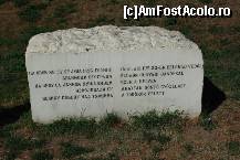 [P62] Parcul Kalemegdan - blocul de marmură ce amințește de victoria armatelor conduse de Iancu de Hunedoara împotriva turcilor la 1456 » foto by ariciu*
 - 
<span class="allrVoted glyphicon glyphicon-heart hidden" id="av469303"></span>
<a class="m-l-10 hidden" id="sv469303" onclick="voting_Foto_DelVot(,469303,7062)" role="button">șterge vot <span class="glyphicon glyphicon-remove"></span></a>
<a id="v9469303" class=" c-red"  onclick="voting_Foto_SetVot(469303)" role="button"><span class="glyphicon glyphicon-heart-empty"></span> <b>LIKE</b> = Votează poza</a> <img class="hidden"  id="f469303W9" src="/imagini/loader.gif" border="0" /><span class="AjErrMes hidden" id="e469303ErM"></span>